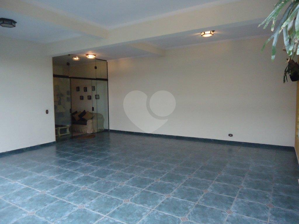 Casa à venda com 4 quartos, 184m² - Foto 20