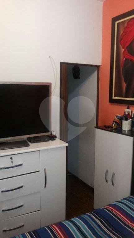 APARTAMENTO em CENTRO