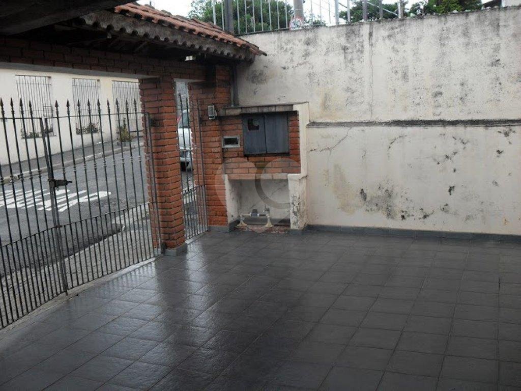 CASA TÉRREA em ÁGUA FRIA