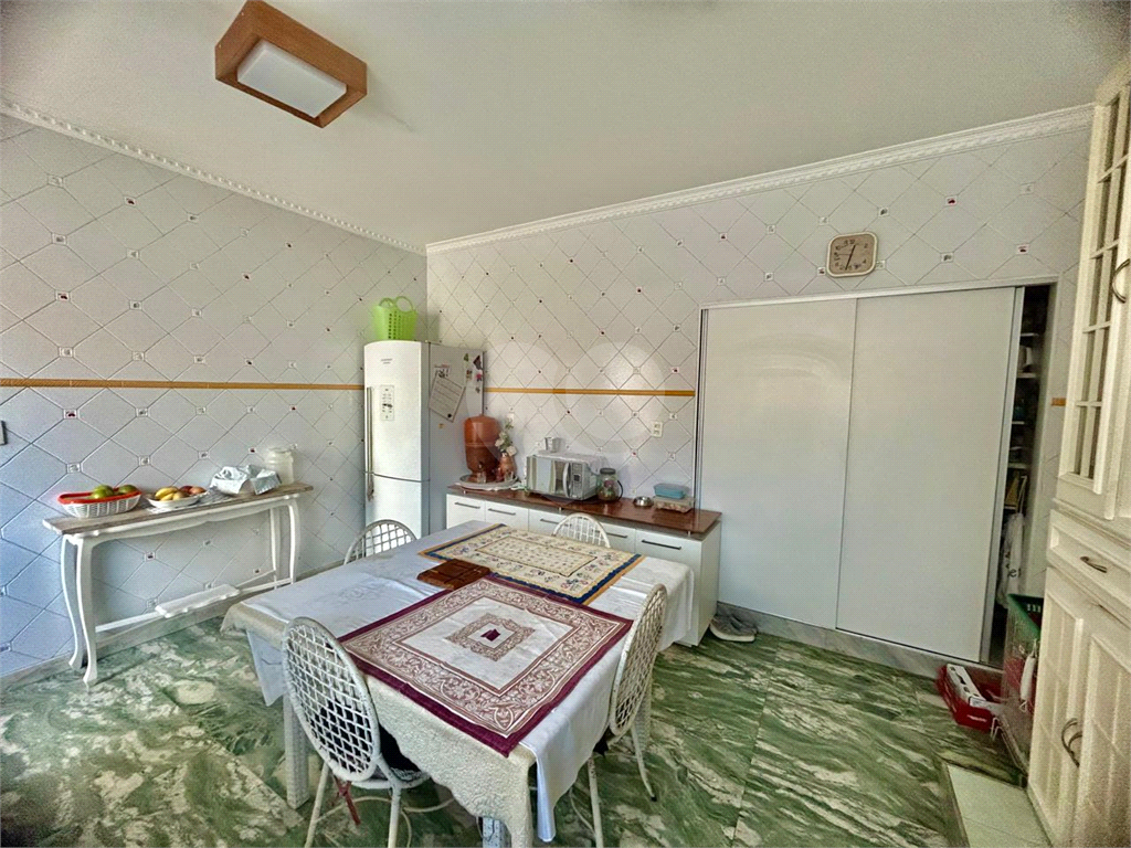 Sobrado Jardim São Paulo | 3 Suítes | 450m² | 4 Vagas | Salão de Festas