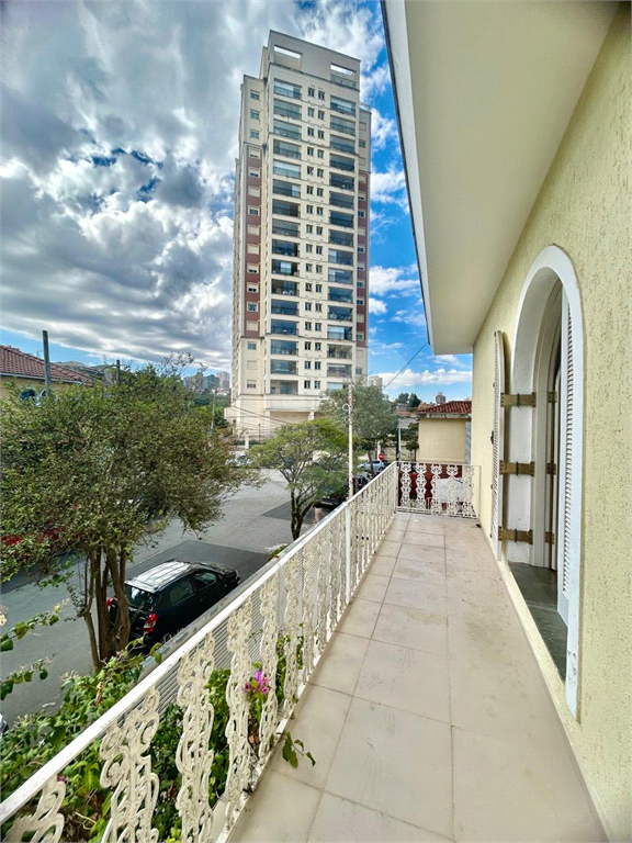 Sobrado Jardim São Paulo | 3 Suítes | 450m² | 4 Vagas | Salão de Festas