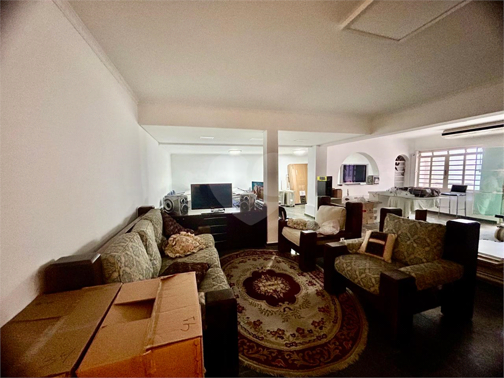 Sobrado Jardim São Paulo | 3 Suítes | 450m² | 4 Vagas | Salão de Festas