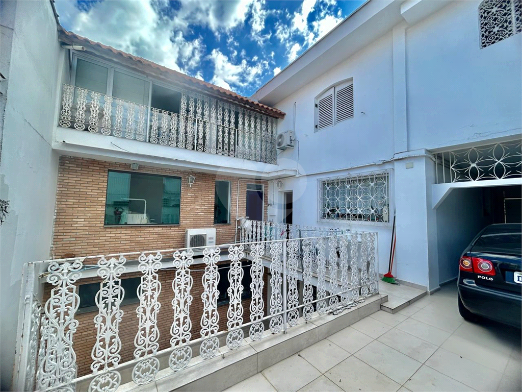 Sobrado Jardim São Paulo | 3 Suítes | 450m² | 4 Vagas | Salão de Festas