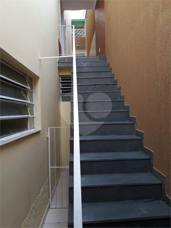 Sobrado à venda com 3 quartos, 215m² - Foto 4