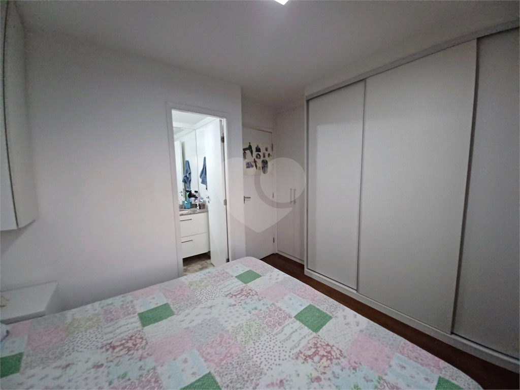 Excelente Apartamento de 110 metros 3 dormitórios sendo 2 suite , 2 vagas de garagem