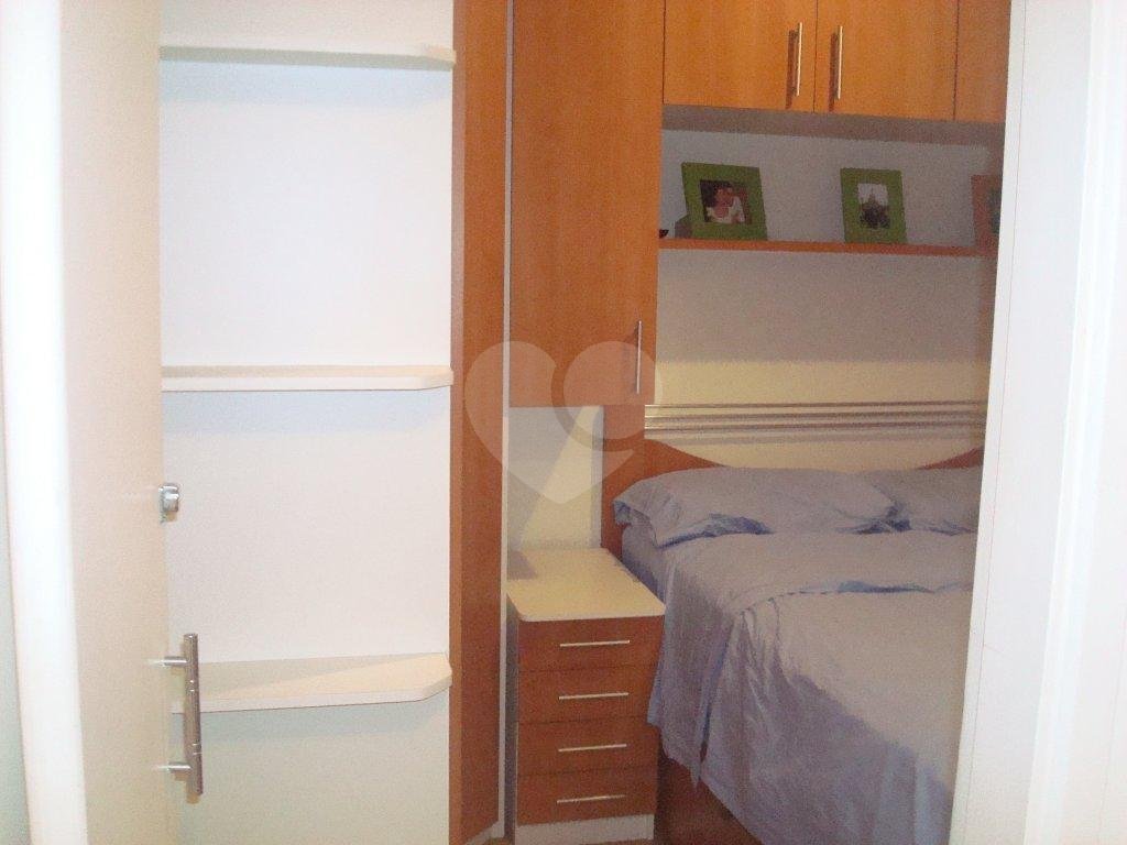 Apartamento à venda com 2 quartos, 49m² - Foto 13