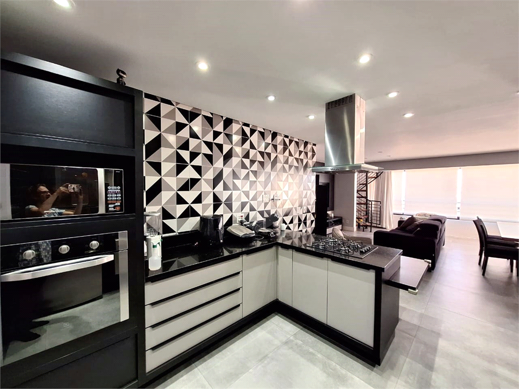 Cobertura, 3 quartos, 232 m² - Foto 15