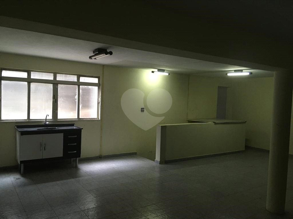 PRÉDIO INTEIRO em JARDIM BRASIL (ZONA NORTE)