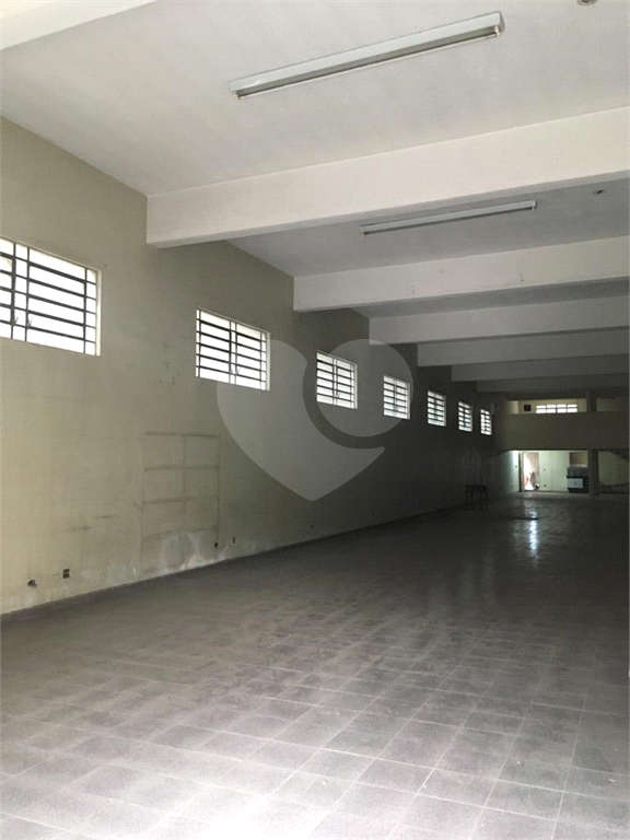 PRÉDIO INTEIRO em JARDIM BRASIL (ZONA NORTE)