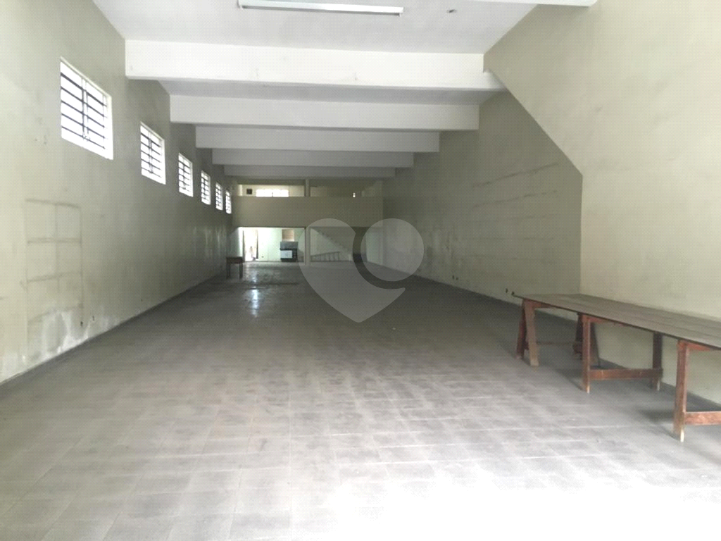 PRÉDIO INTEIRO em JARDIM BRASIL (ZONA NORTE)