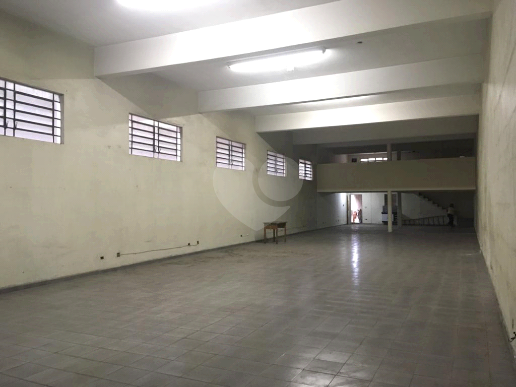 PRÉDIO INTEIRO em JARDIM BRASIL (ZONA NORTE)