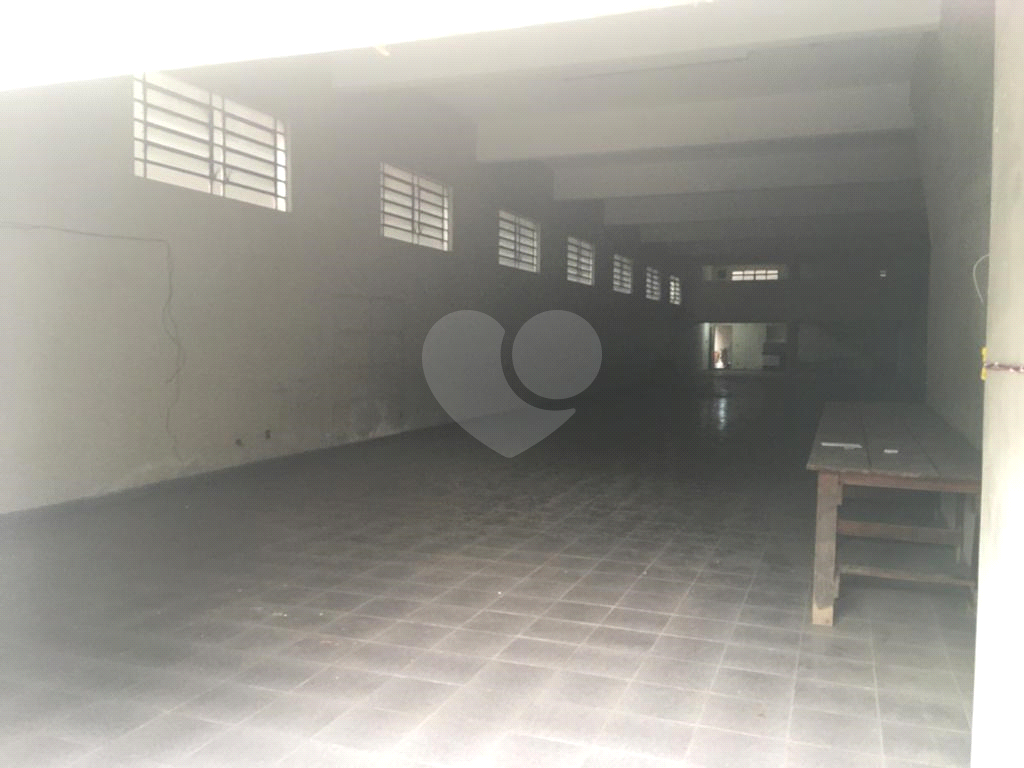 PRÉDIO INTEIRO em JARDIM BRASIL (ZONA NORTE)