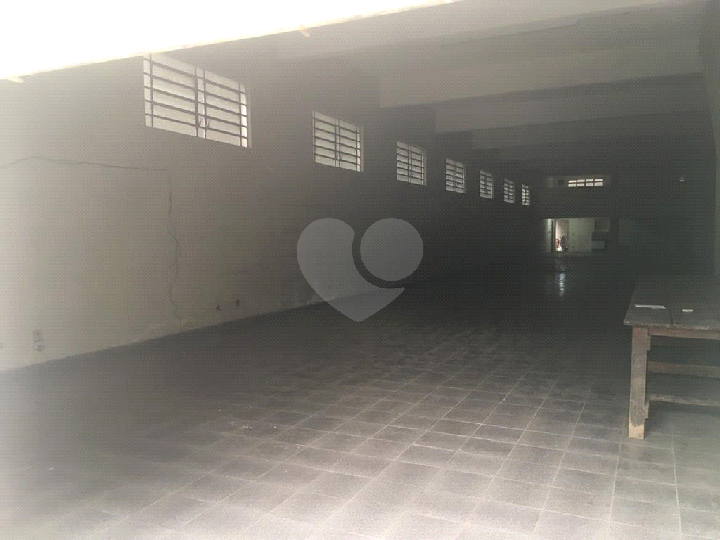 PRÉDIO INTEIRO em JARDIM BRASIL (ZONA NORTE)