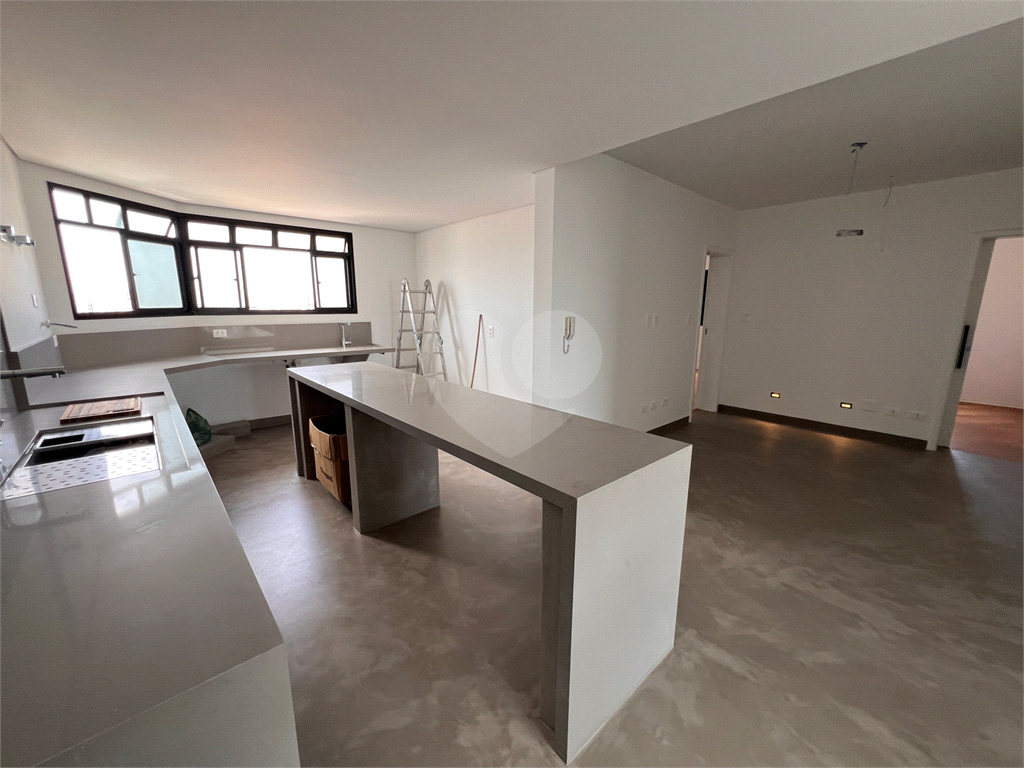 Apartamento à venda com 4 quartos, 257m² - Foto 25