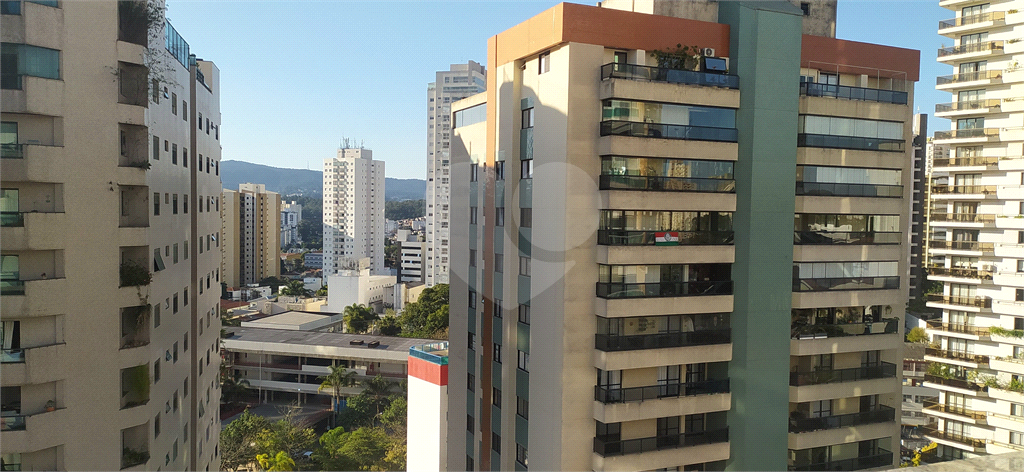 Apartamento à venda com 3 quartos, 144m² - Foto 48