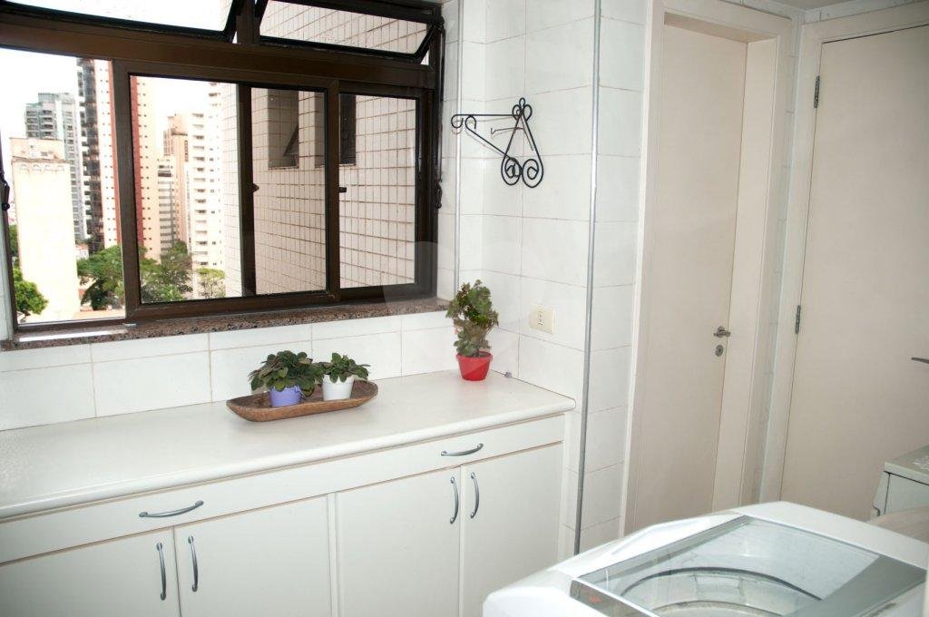 Apartamento à venda com 3 quartos, 144m² - Foto 23