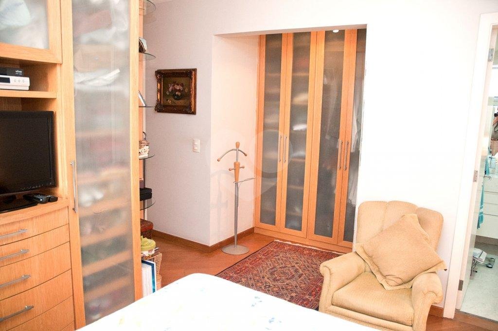 Apartamento à venda com 3 quartos, 144m² - Foto 39