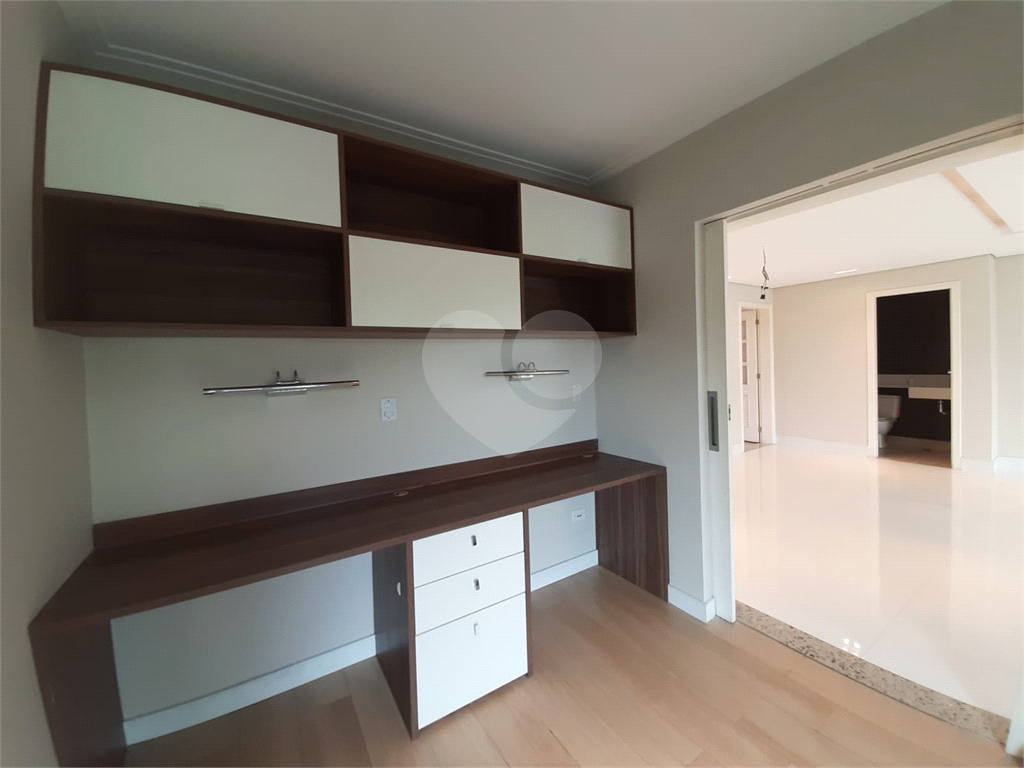 Apartamento amplo de alto padrão no Jardim São Paulo