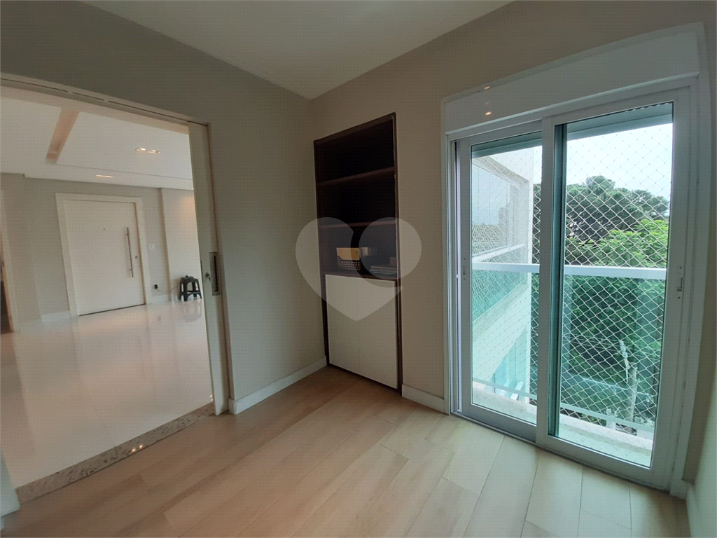 Apartamento amplo de alto padrão no Jardim São Paulo