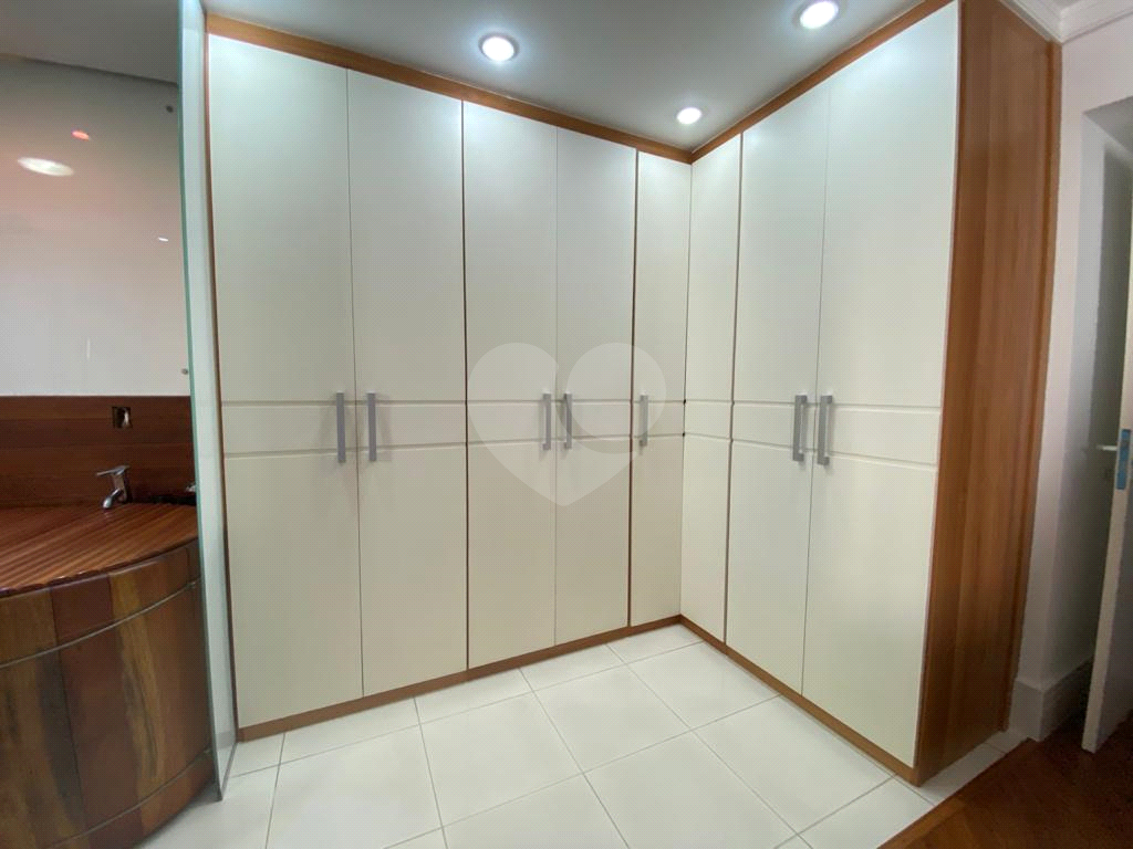 TRIPLEX em SANTANA