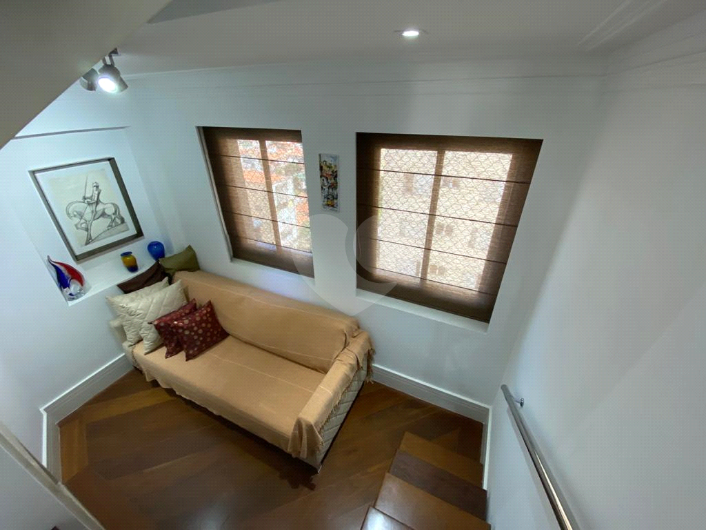 TRIPLEX em SANTANA