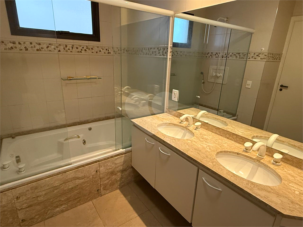 Apartamento a venda - Rua Francisca Julia - Edificio Bianca - 4 suites - 4 vagas fixas - proximo ao Metro Santana - Hall privativo