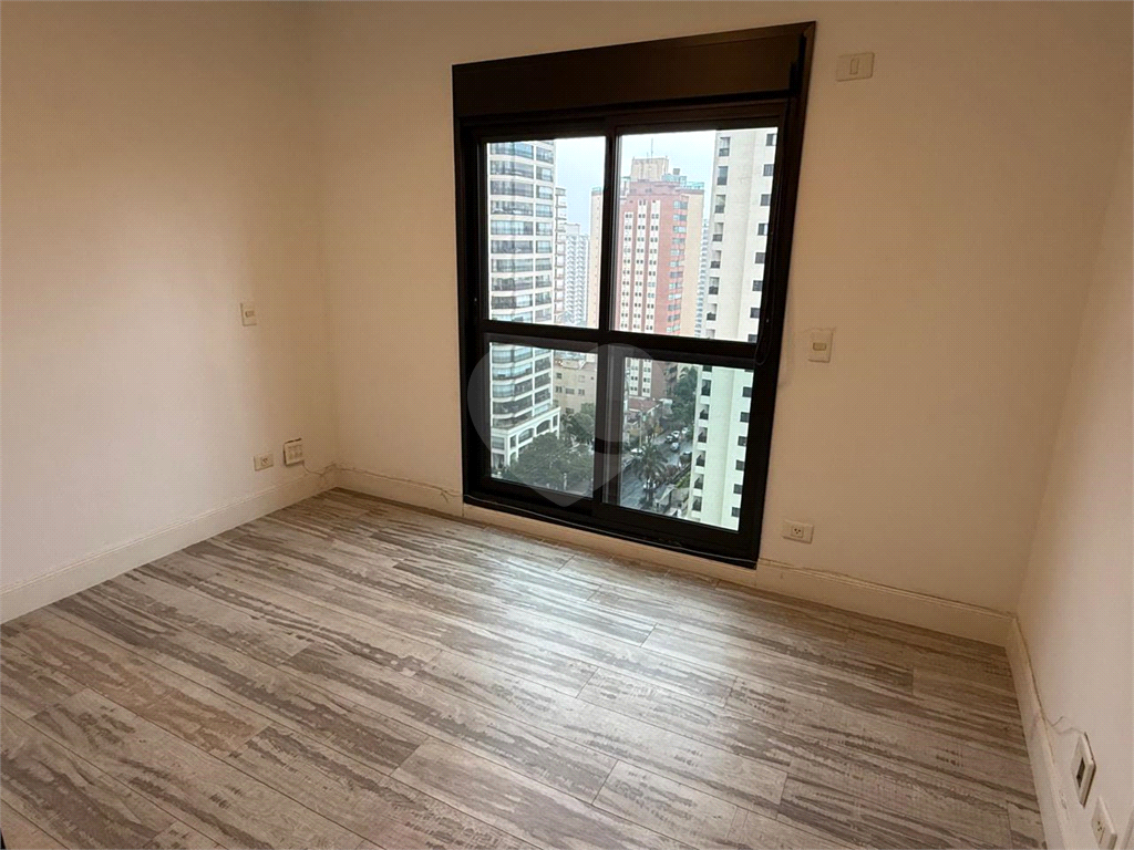 Apartamento a venda - Rua Francisca Julia - Edificio Bianca - 4 suites - 4 vagas fixas - proximo ao Metro Santana - Hall privativo