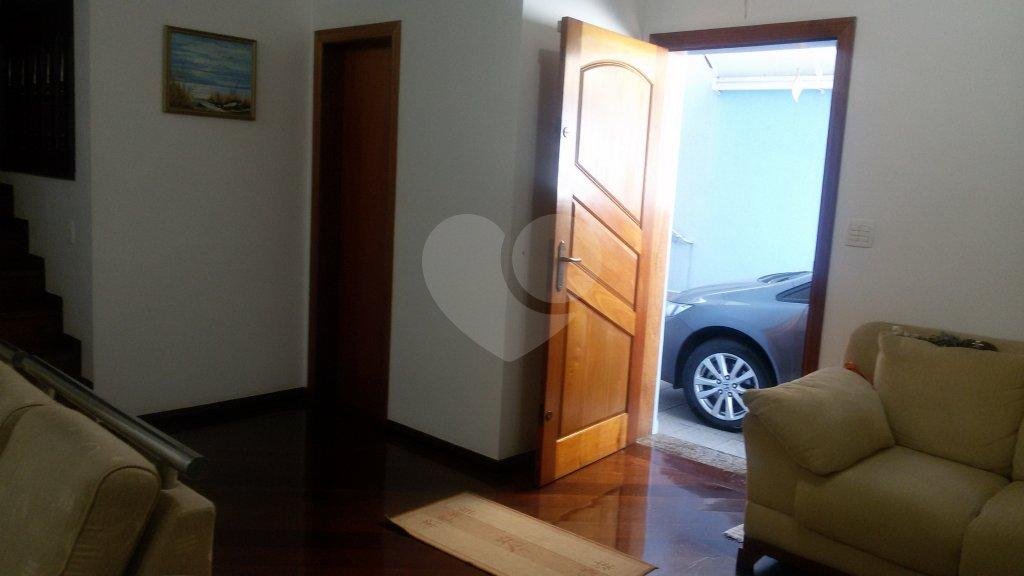 Sobrado à venda com 3 quartos, 272m² - Foto 4