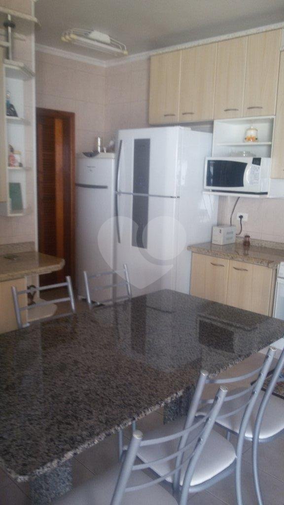 Sobrado à venda com 3 quartos, 272m² - Foto 10