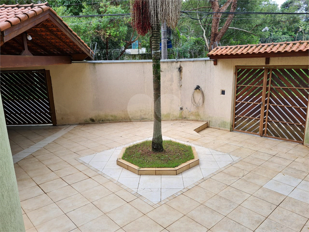 Maravilhoso e espaçoso sobrado nas Palmas do Tremembé