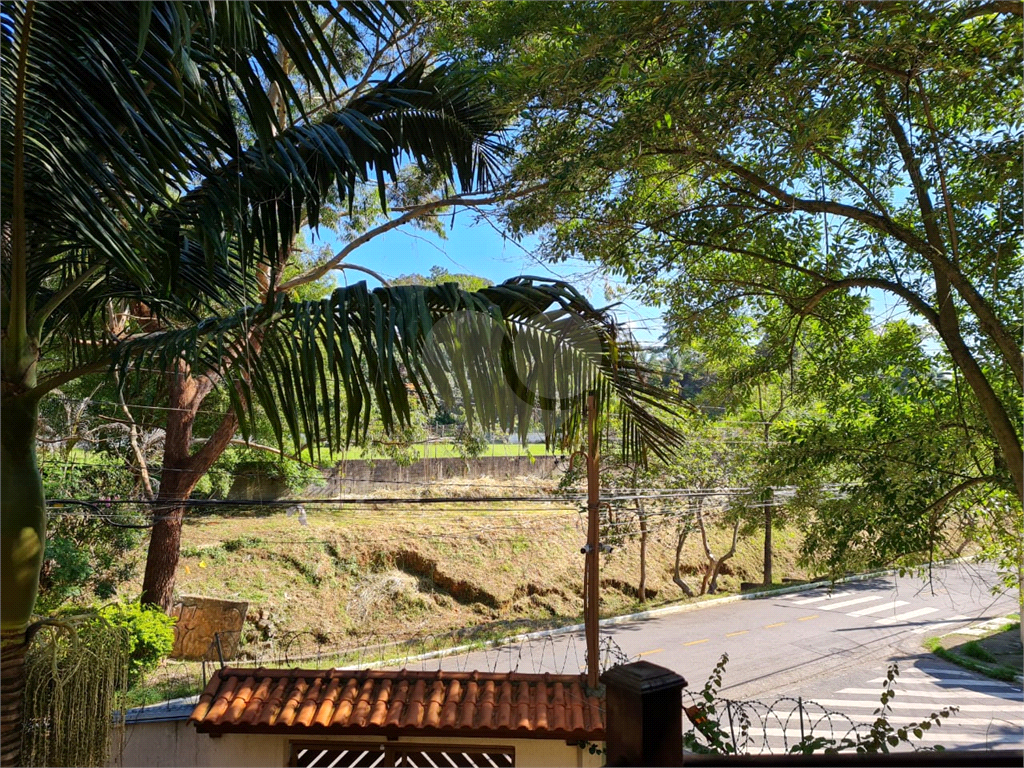 Maravilhoso e espaçoso sobrado nas Palmas do Tremembé
