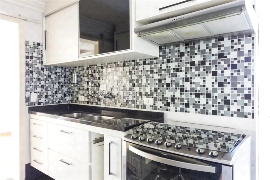 LINDO APARTAMENTO NA AV. BRAZ LEME SENDO 3 DORMITÓRIOS, 1 SUITE,2 VAGAS,DEPÓSITO E LAZER COMPLETO