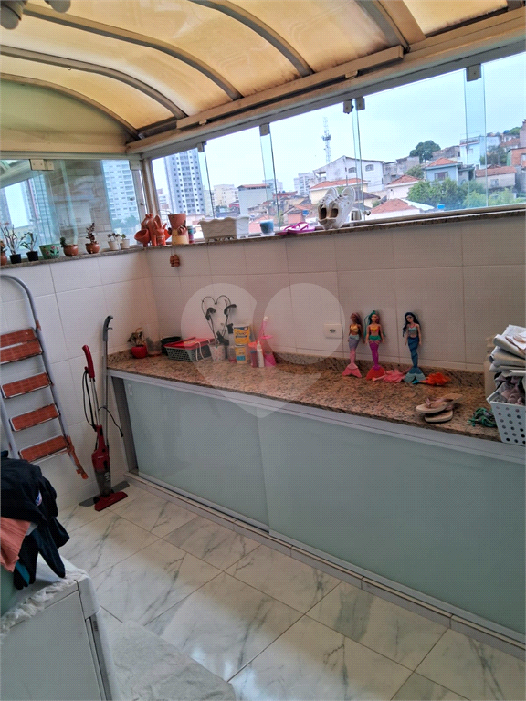 Sobrado em condomínio fechado no bairro do Mandaqui com 3 dormitórios sendo 1 suíte. 