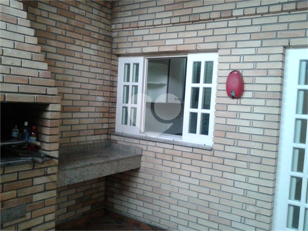 Sobrado à venda com 2 quartos, 140m² - Foto 10