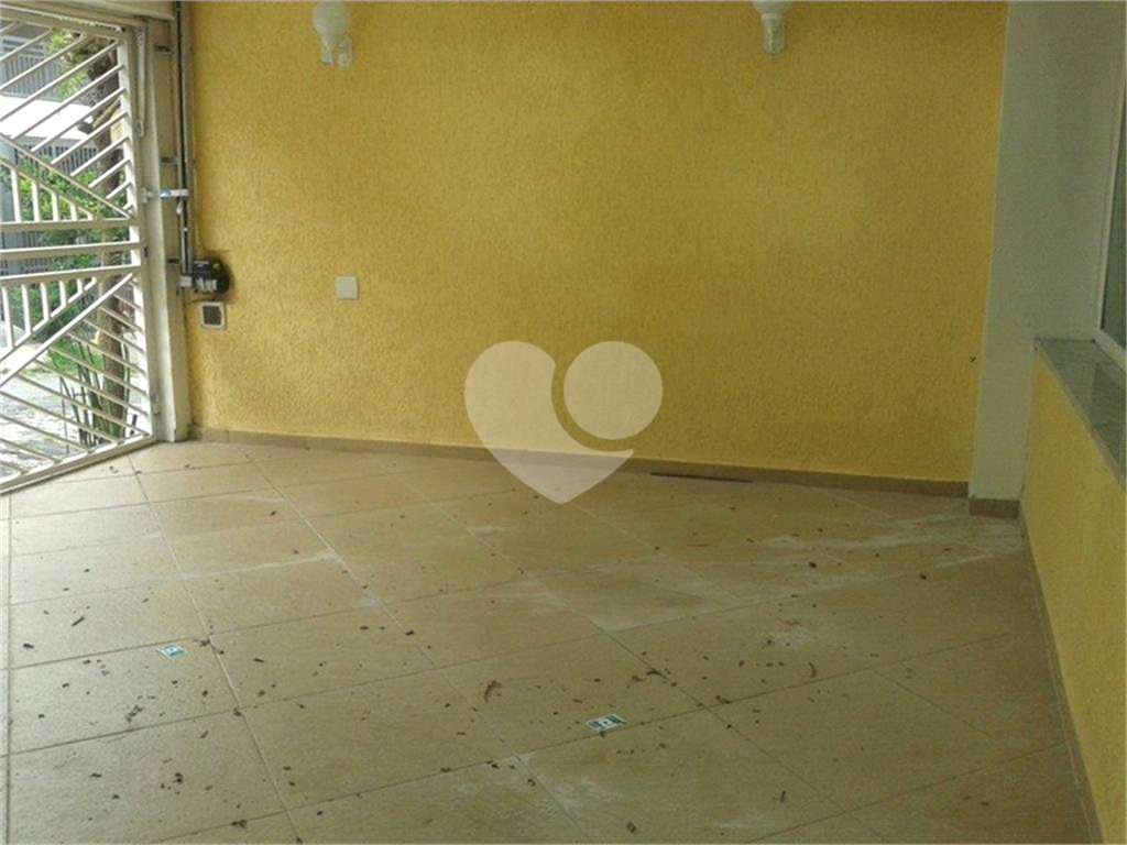 Sobrado à venda com 2 quartos, 140m² - Foto 3