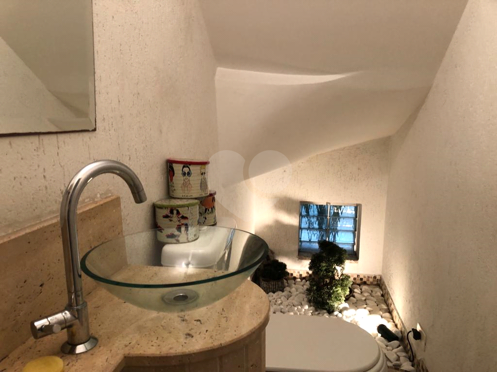 EXCELENTE SOBRADO DE VILA COM GUARITA DE ENTRADA SEGURANÇA SANTANA