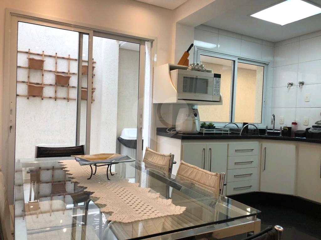 EXCELENTE SOBRADO DE VILA COM GUARITA DE ENTRADA SEGURANÇA SANTANA