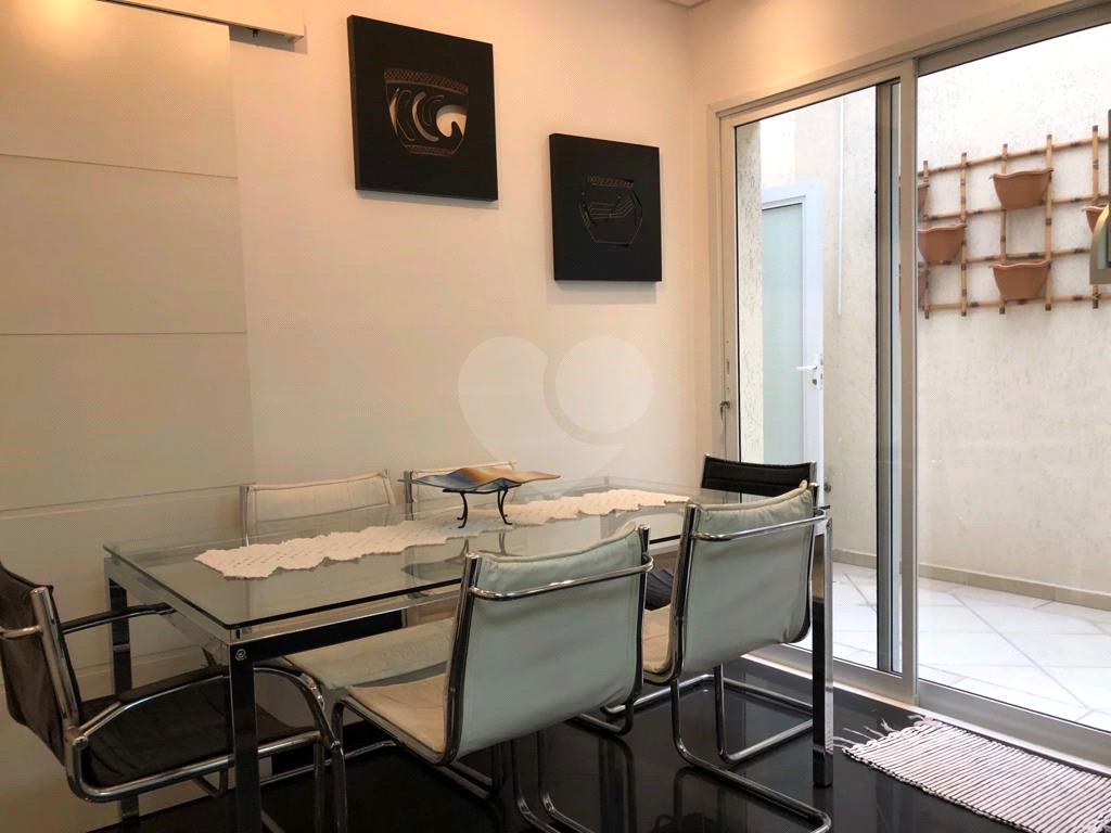 EXCELENTE SOBRADO DE VILA COM GUARITA DE ENTRADA SEGURANÇA SANTANA