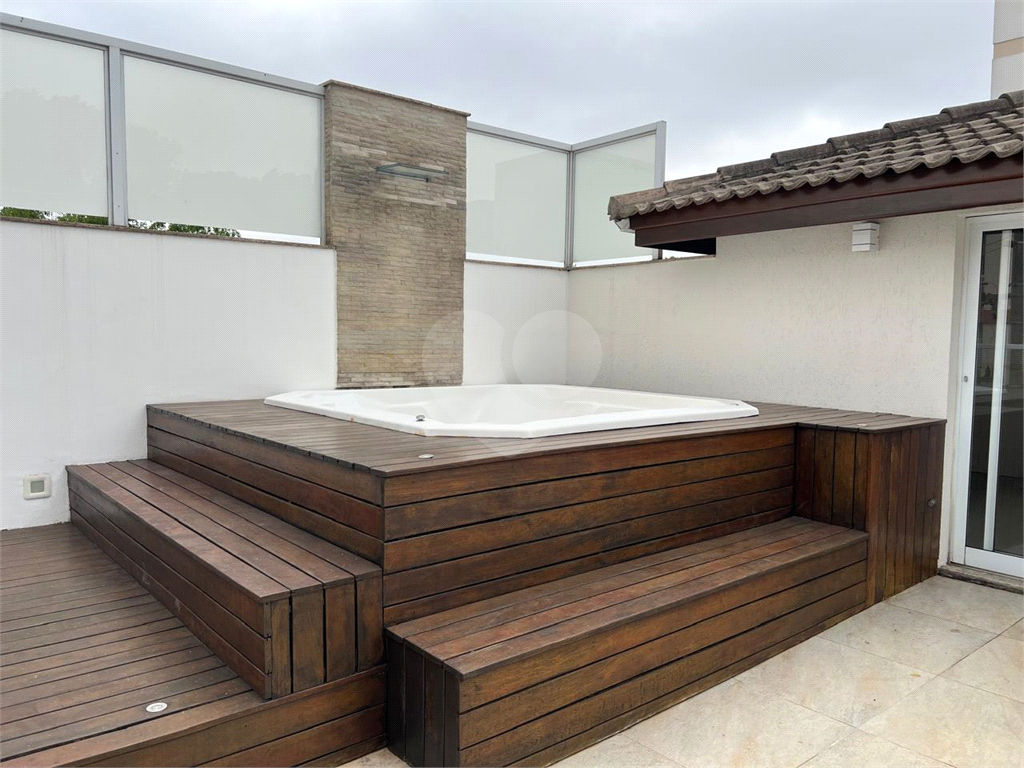EXCELENTE SOBRADO DE VILA COM GUARITA DE ENTRADA SEGURANÇA SANTANA VENDA E LOCAÇÃO