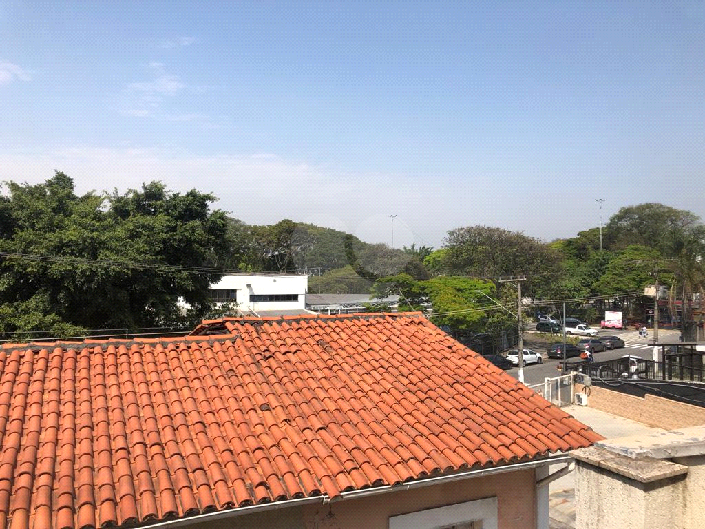 EXCELENTE SOBRADO DE VILA COM GUARITA DE ENTRADA SEGURANÇA SANTANA