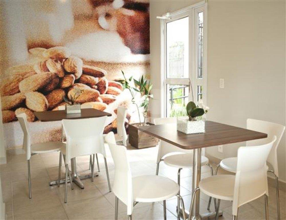 APARTAMENTO em PARQUE BRISTOL