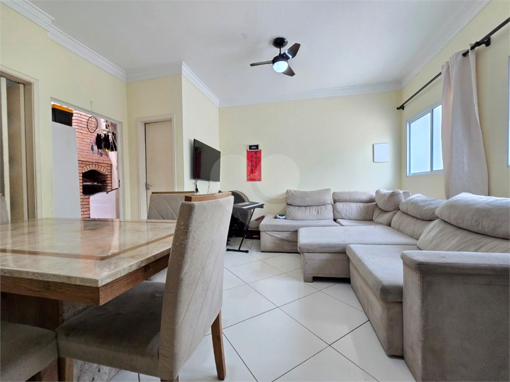 Sobrado de Condomínio à venda | 169 m² | 3 dormitórios, 1 suíte | 2 vagas na Vila Mazzei!