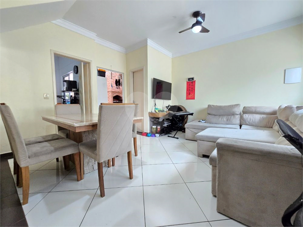 Sobrado de Condomínio à venda | 169 m² | 3 dormitórios, 1 suíte | 2 vagas na Vila Mazzei!