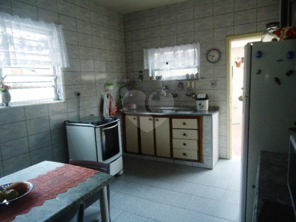 SOBRADO em ÁGUA FRIA