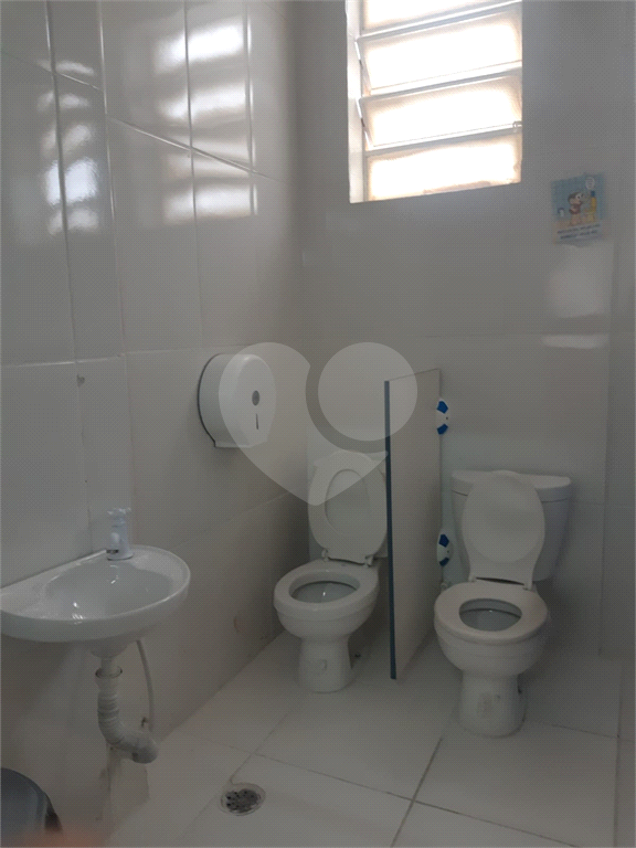 Casa assobradada a venda no Bairro Cachoeirinha 460m²