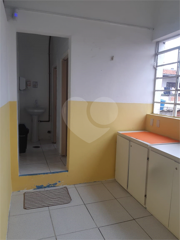 Casa assobradada a venda no Bairro Cachoeirinha 460m²