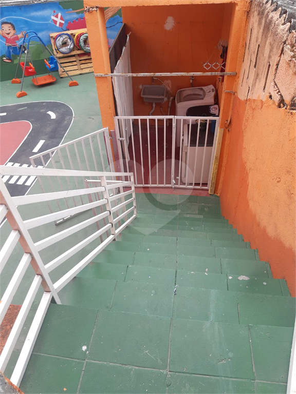 Casa assobradada a venda no Bairro Cachoeirinha 460m²