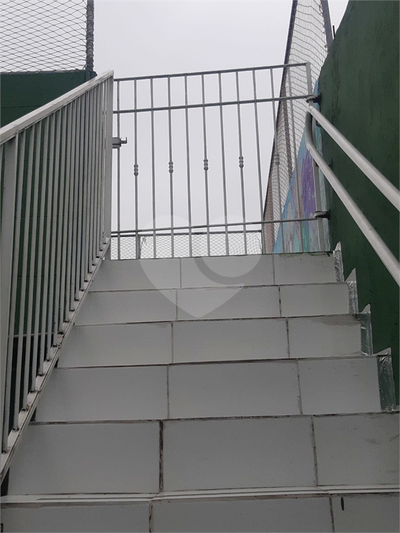 Casa assobradada a venda no Bairro Cachoeirinha 460m²