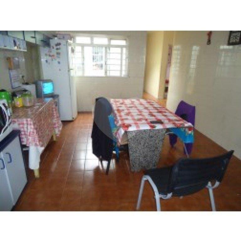 Casa assobradada a venda no Bairro Cachoeirinha 460m²