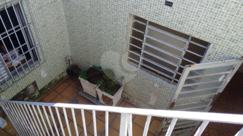 Casa assobradada a venda no Bairro Cachoeirinha 460m²